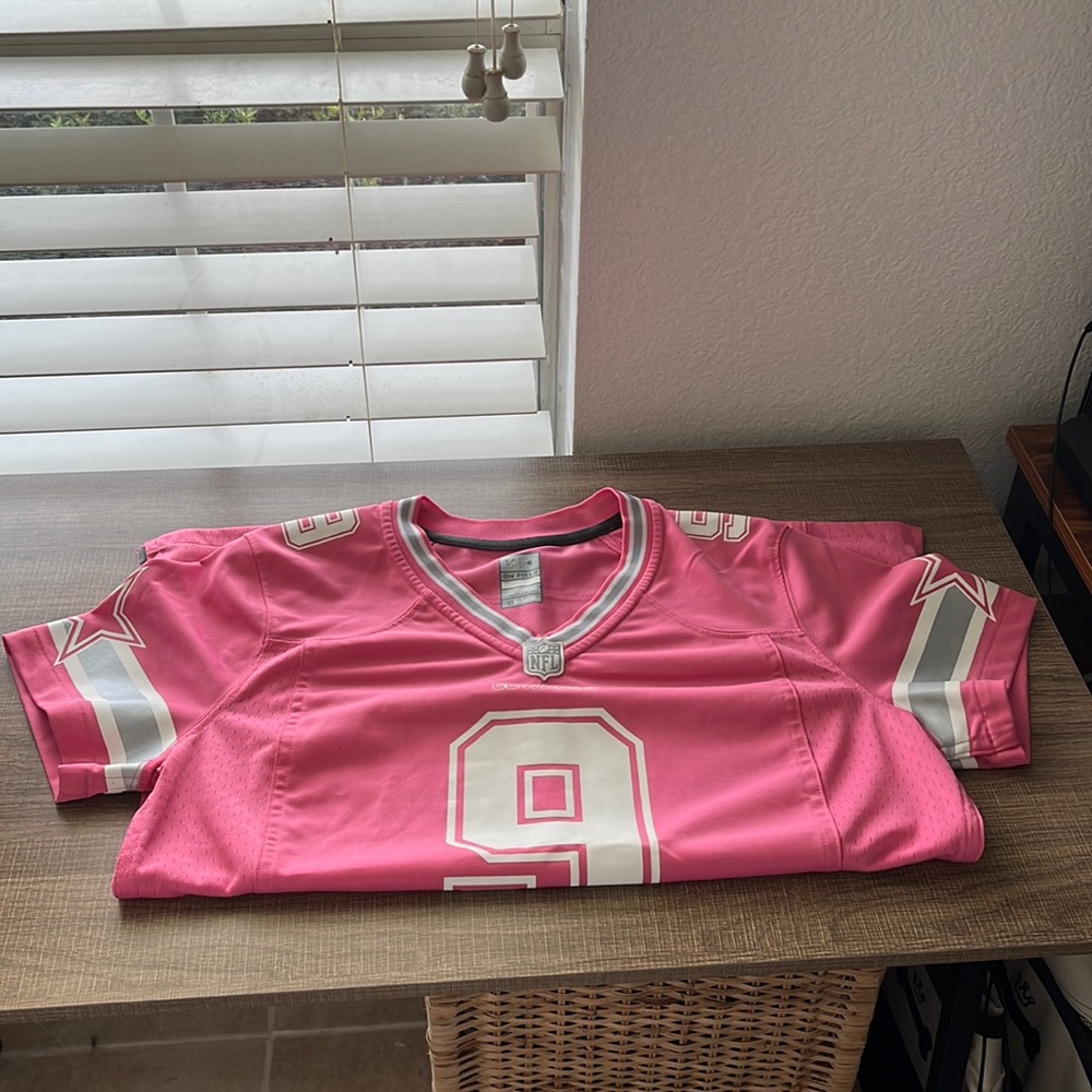 •Pink Womens Cowboys Jersey•